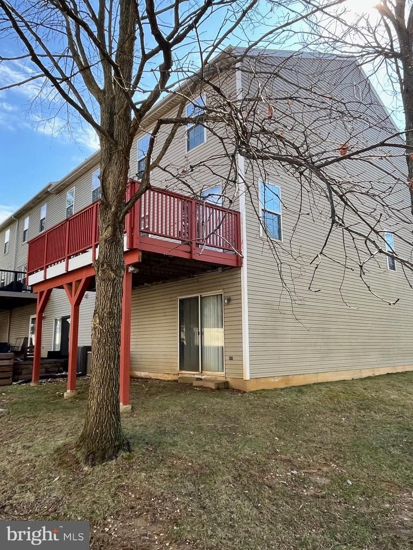610 Brentwood Court photo 3