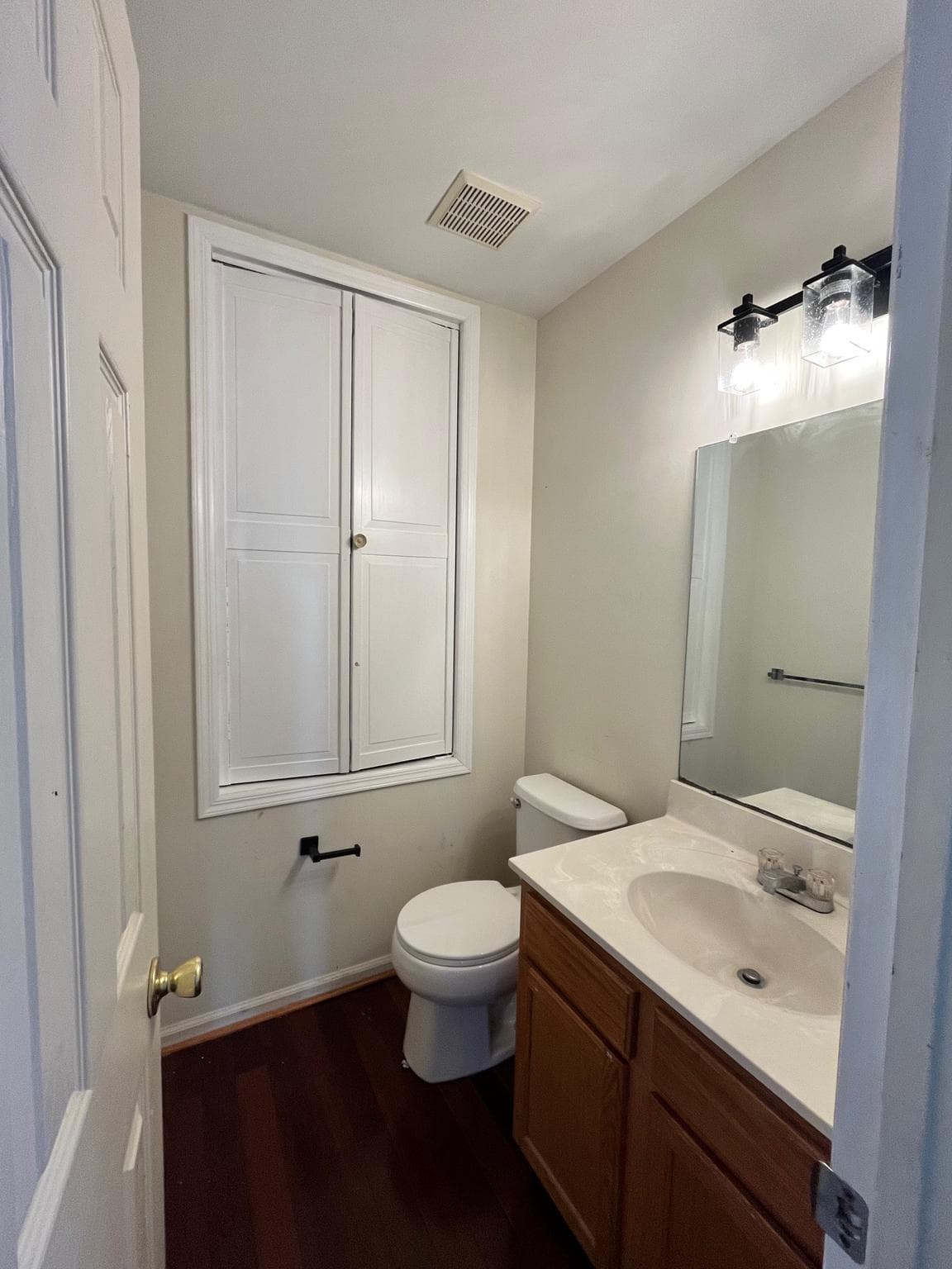610 Brentwood Court photo 8