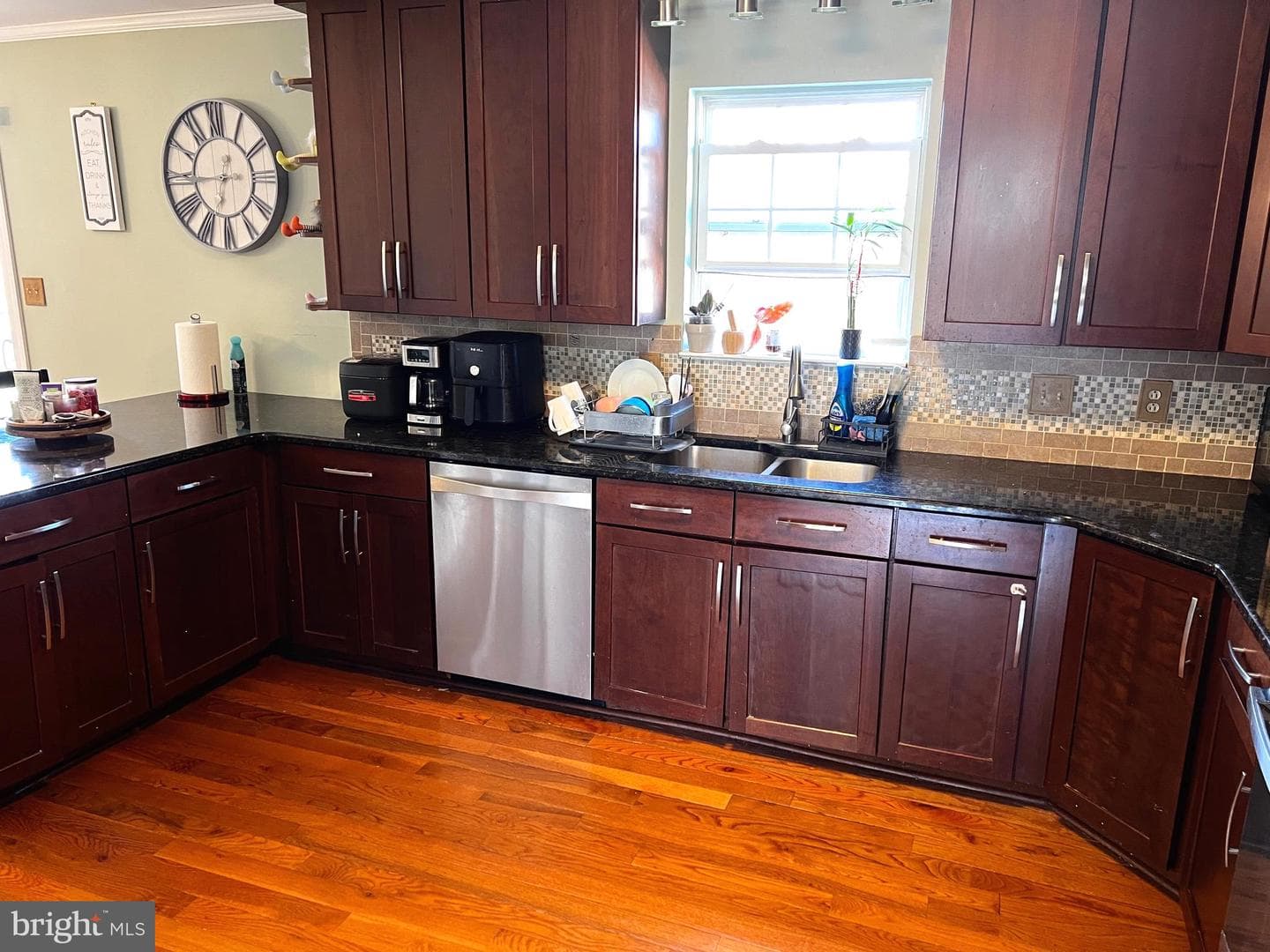 105 Ivy Lane photo 7