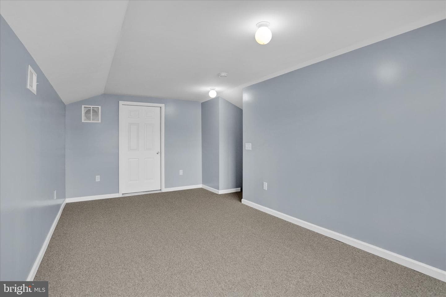 1510 Glasgow Street #69 photo 25