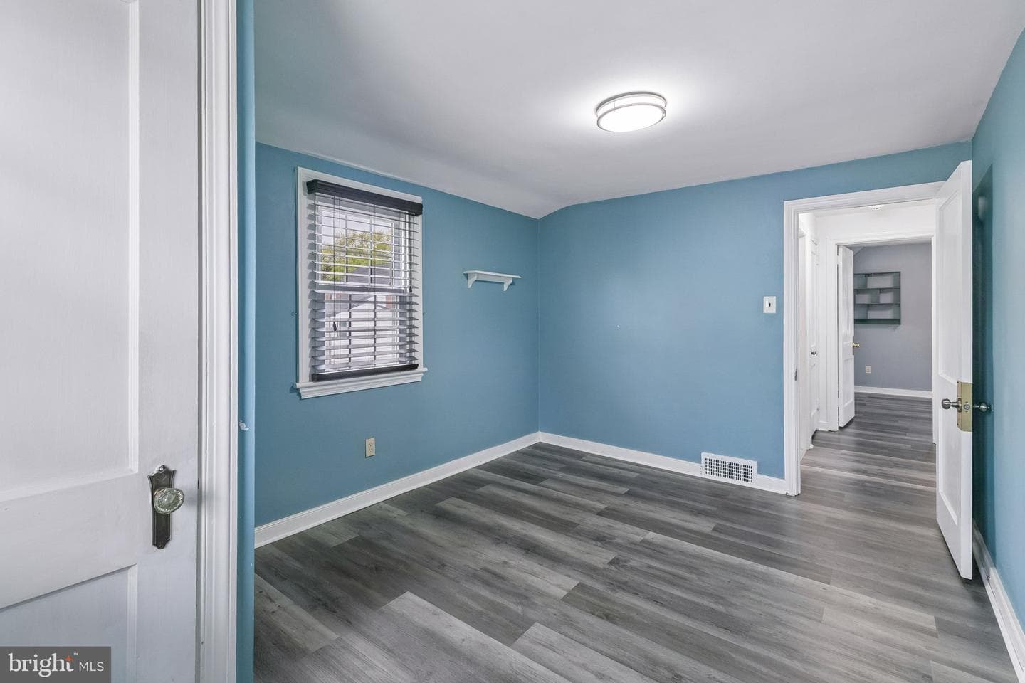556 Anne Street photo 7
