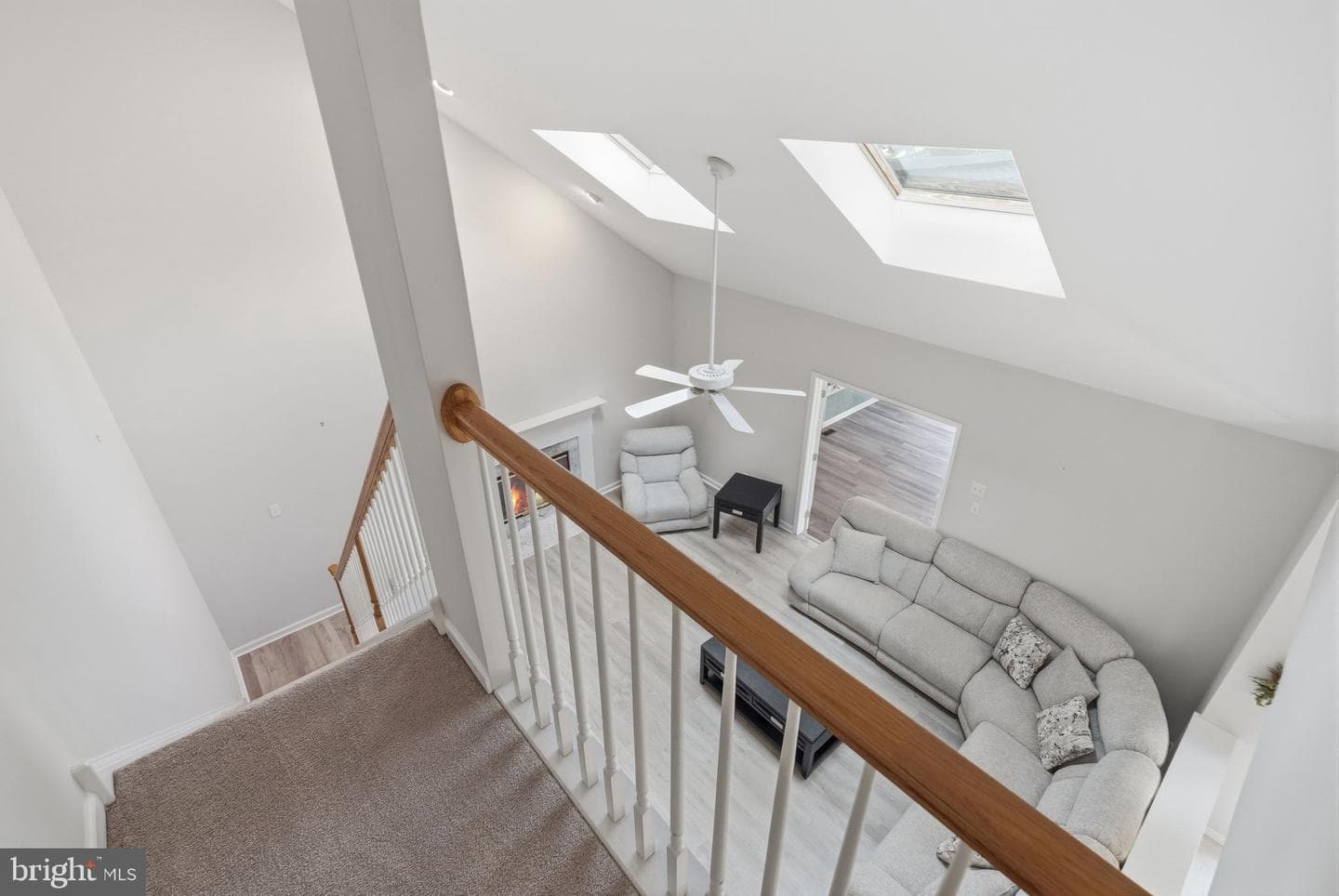 2111 Peregrine Circle photo 32