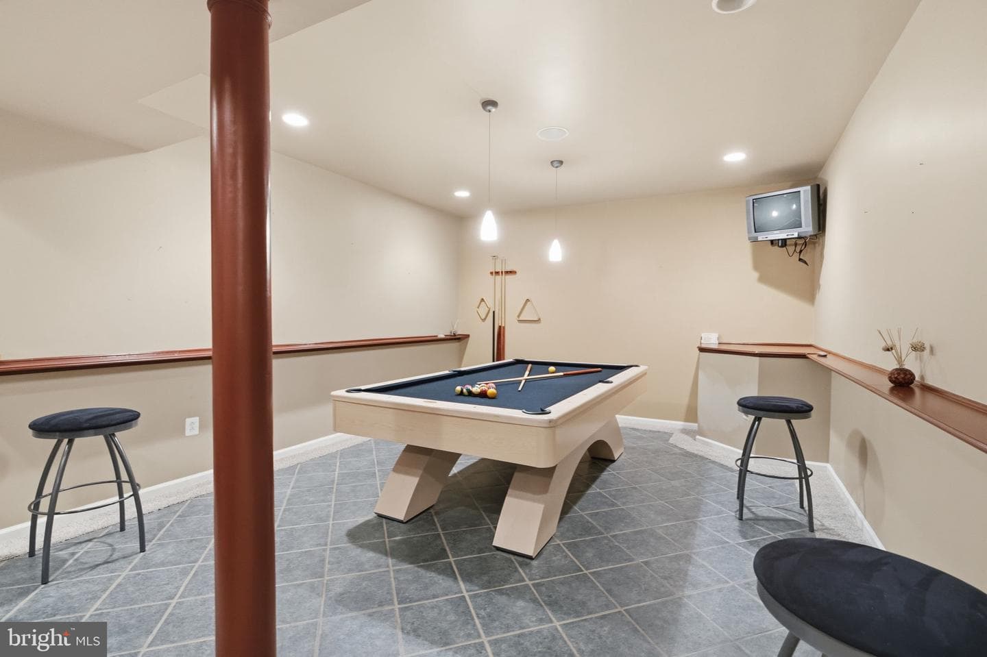 2111 Peregrine Circle photo 48