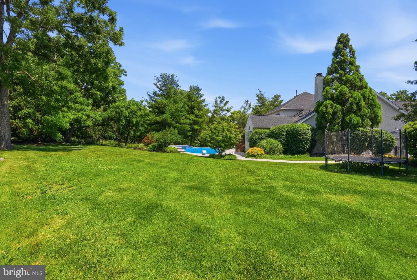 2111 Peregrine Circle photo 59