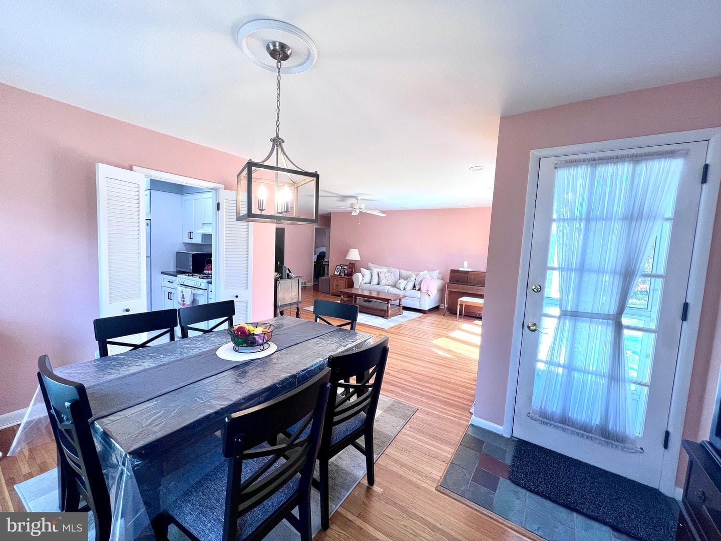7919 Heather Road photo 13