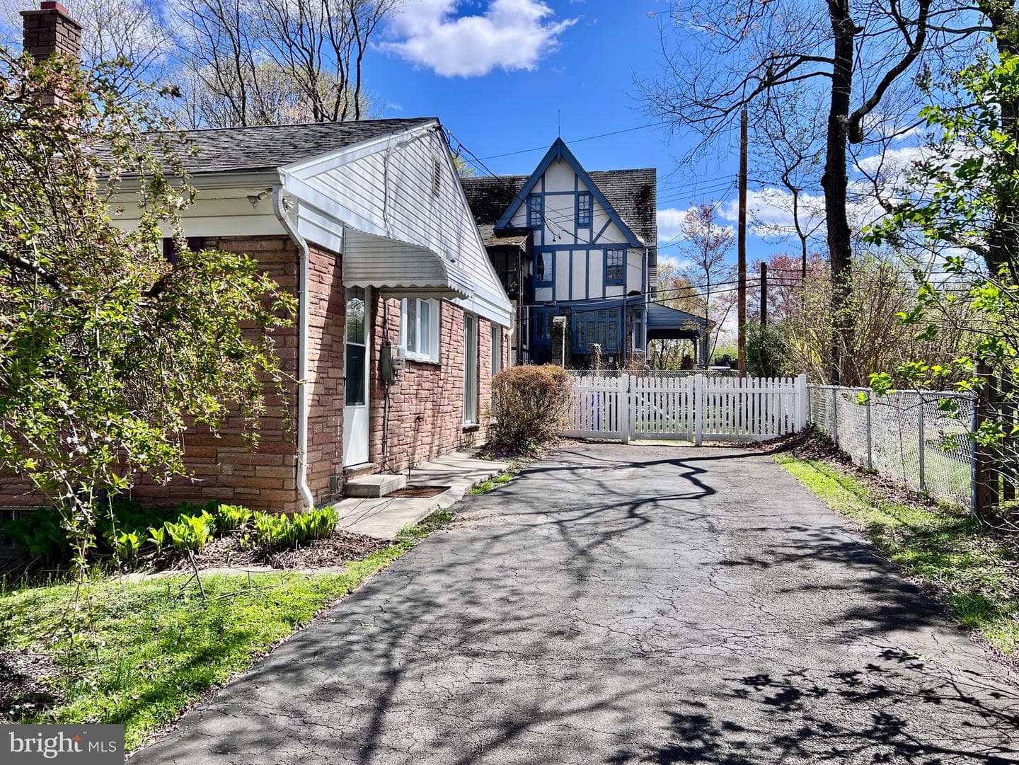 7919 Heather Road photo 3