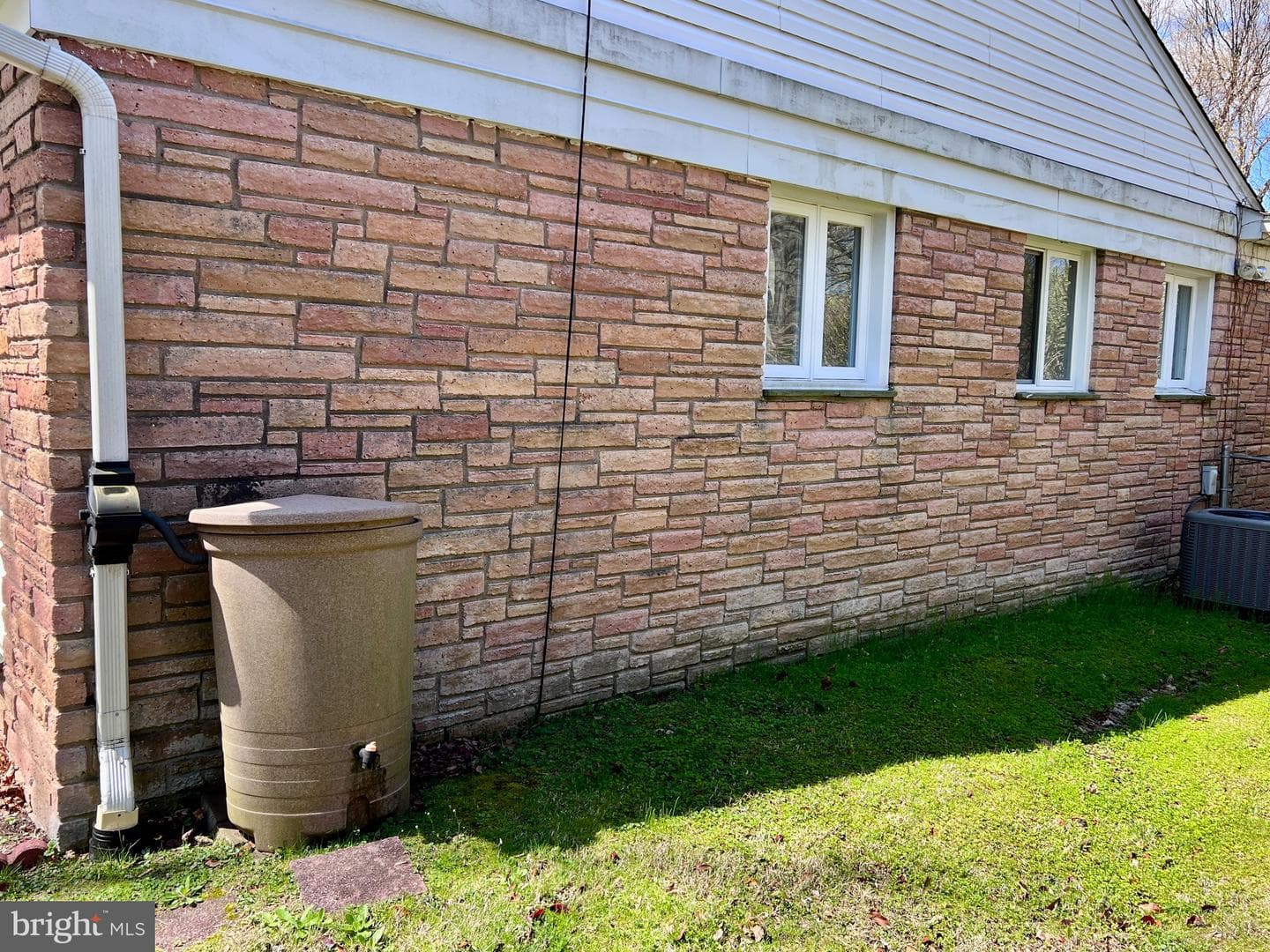 7919 Heather Road photo 44