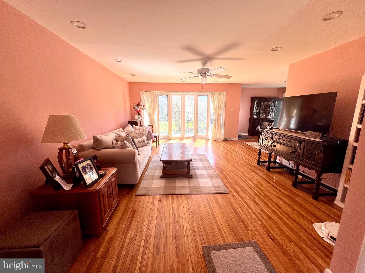 7919 Heather Road photo 6