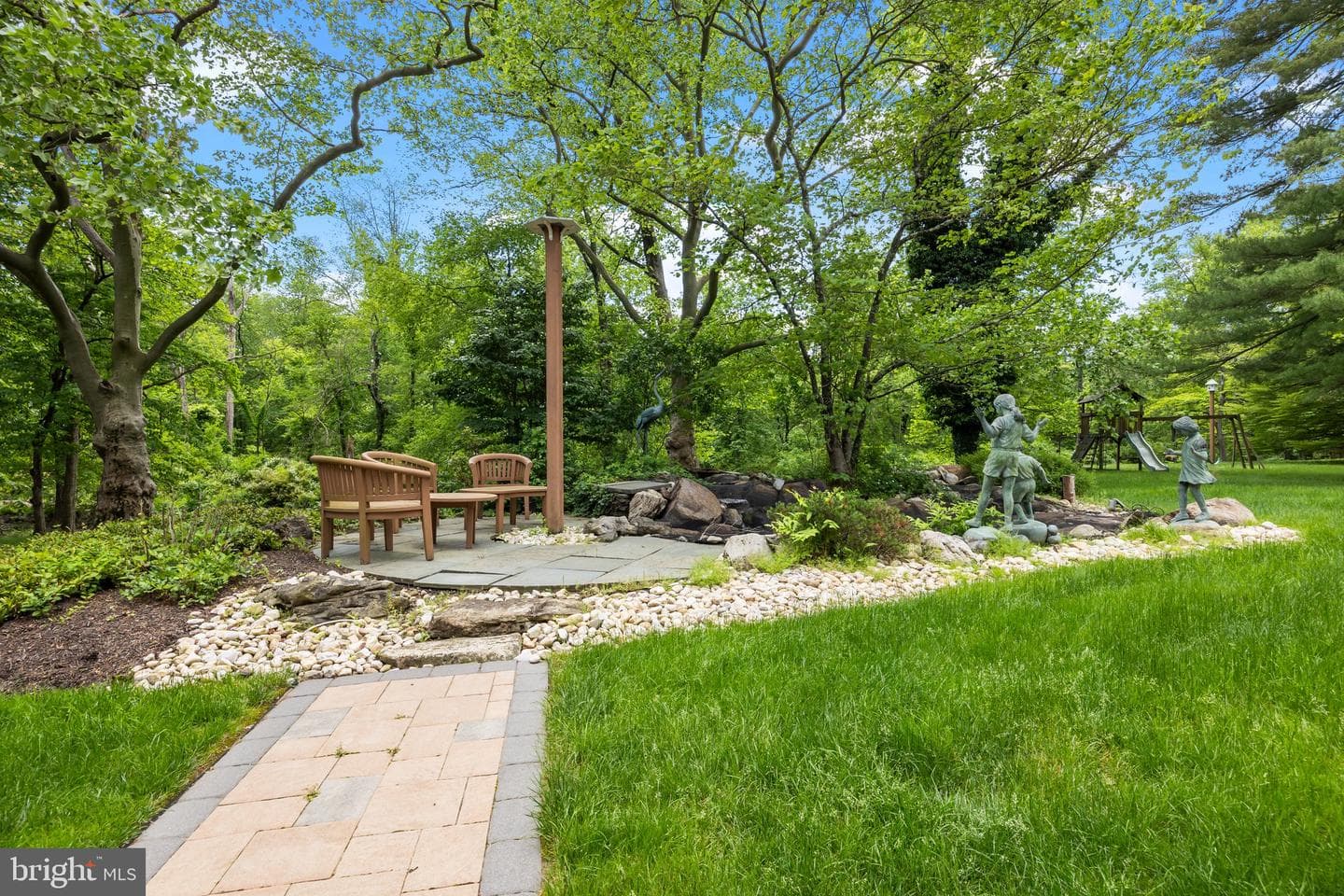 1049 Mckean Road photo 13