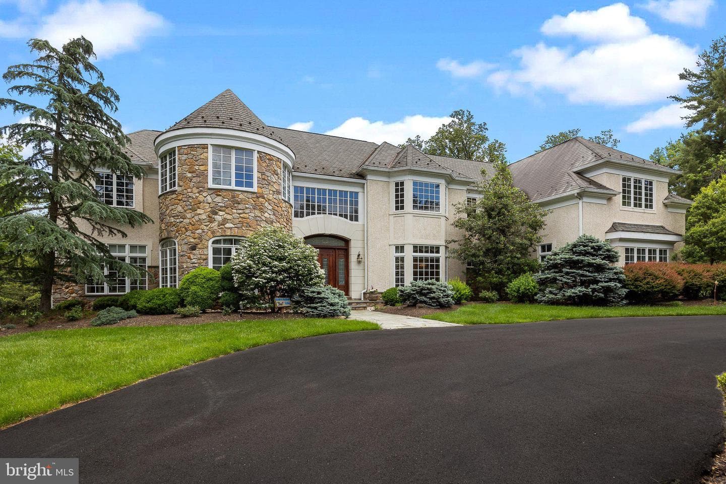 1049 Mckean Road, Ambler