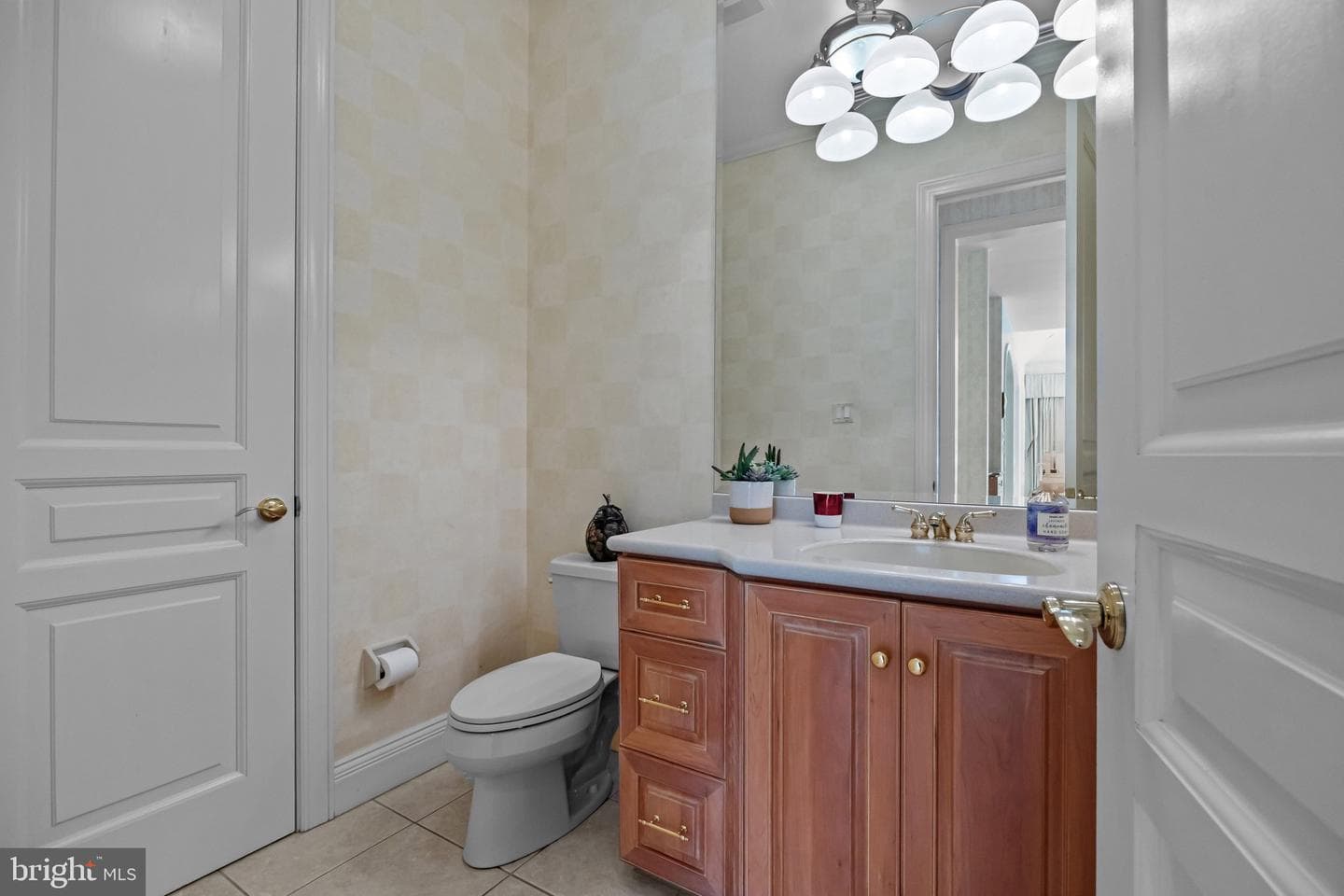 1049 Mckean Road photo 33