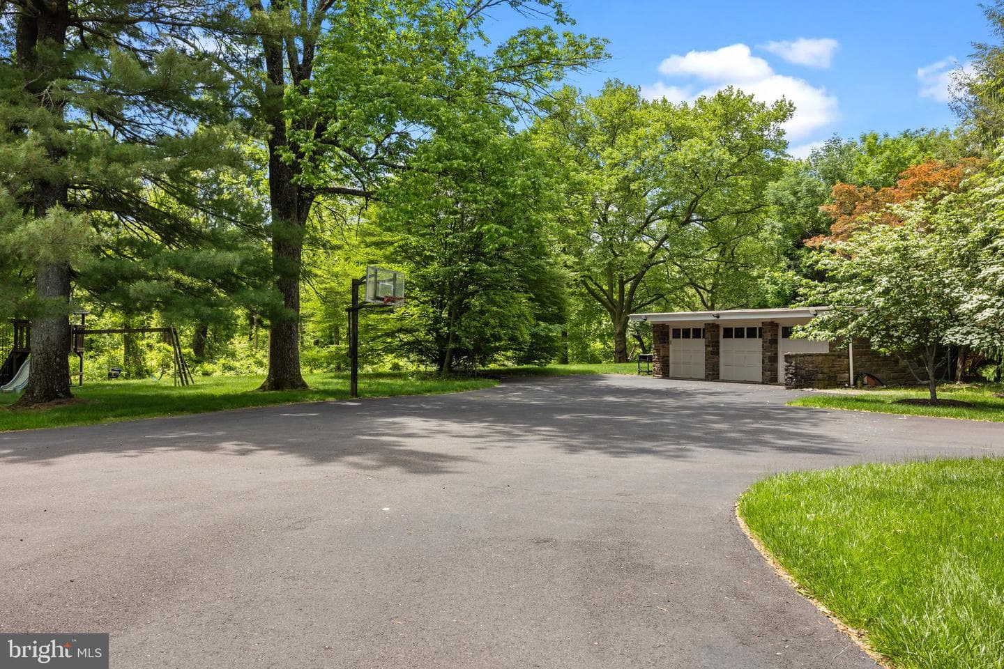 1049 Mckean Road photo 74