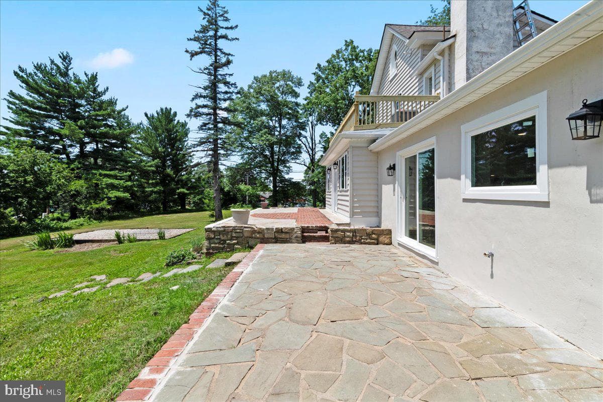 802 Collegeville Road photo 24