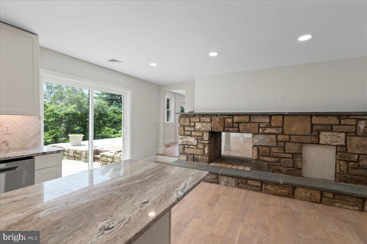 802 Collegeville Road photo 9