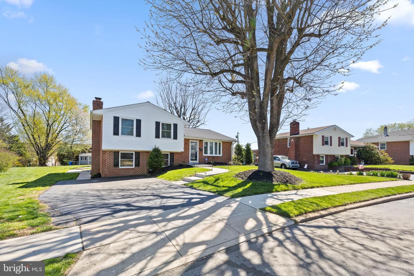 1411 Sandwood Road photo 2