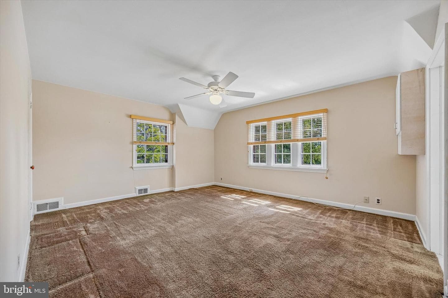 907 Cedar Grove Road photo 15