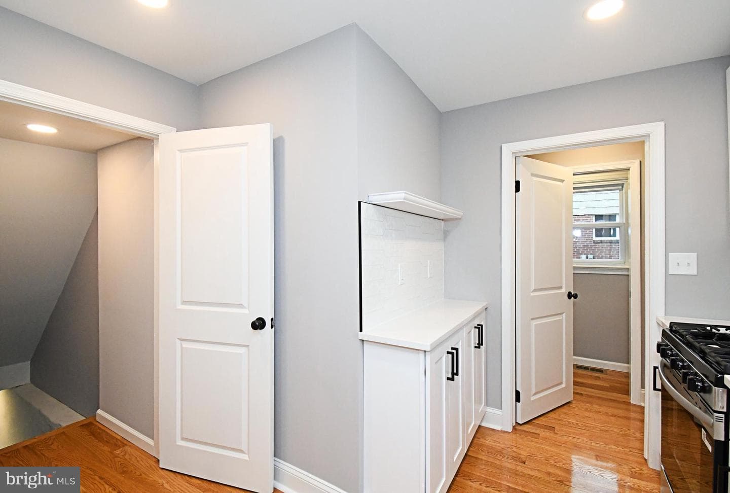 507 Croyden Road photo 23