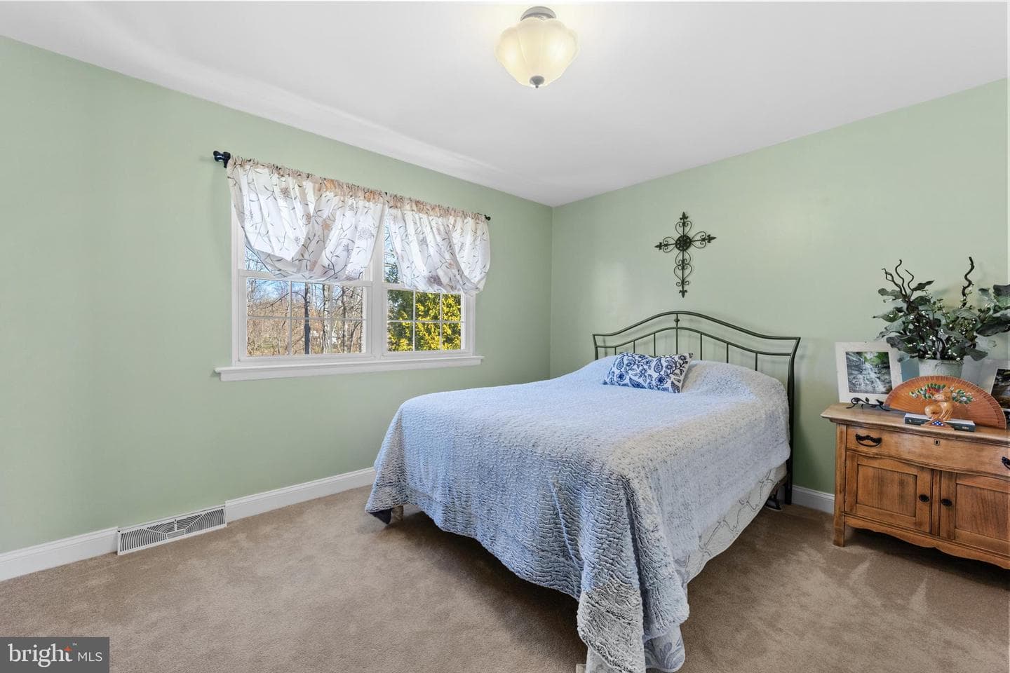 2288 Rebecca Drive photo 19