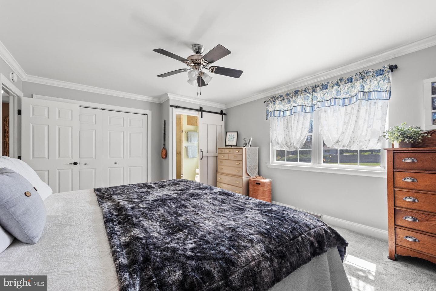 2288 Rebecca Drive photo 27