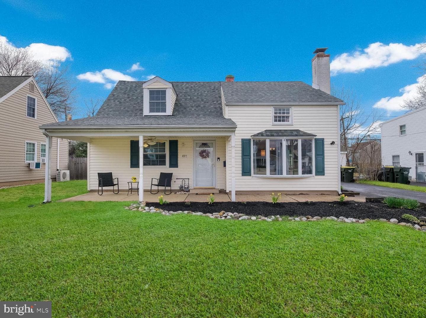 437 Newton Road photo 1