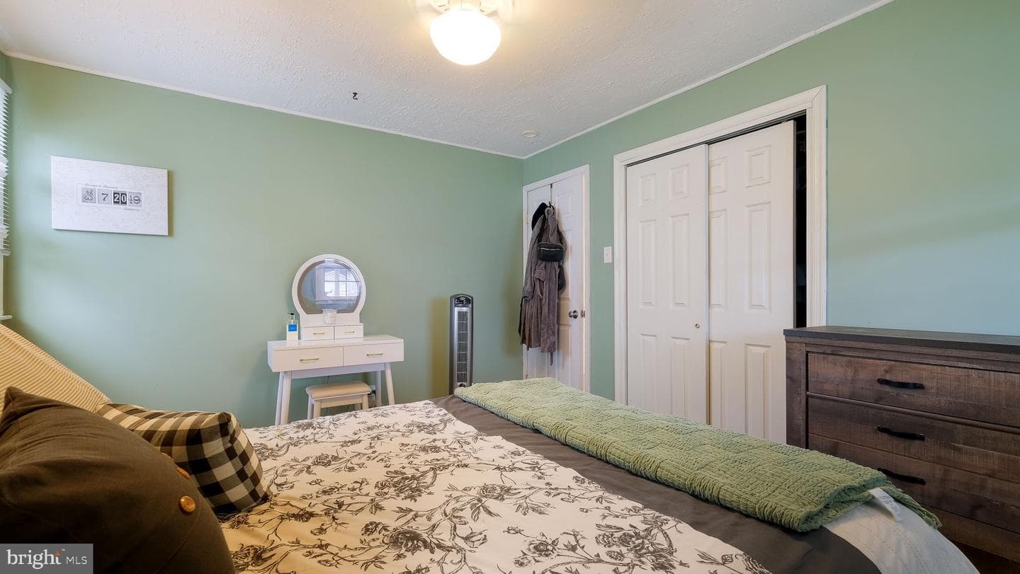 437 Newton Road photo 14