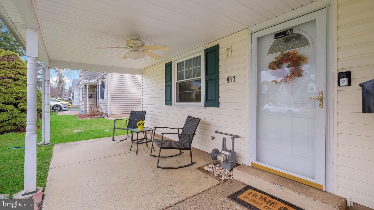 437 Newton Road photo 22