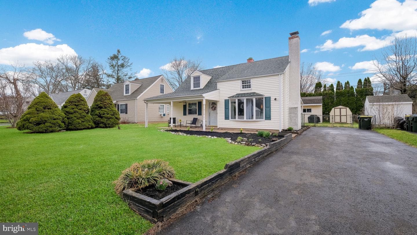 437 Newton Road photo 26