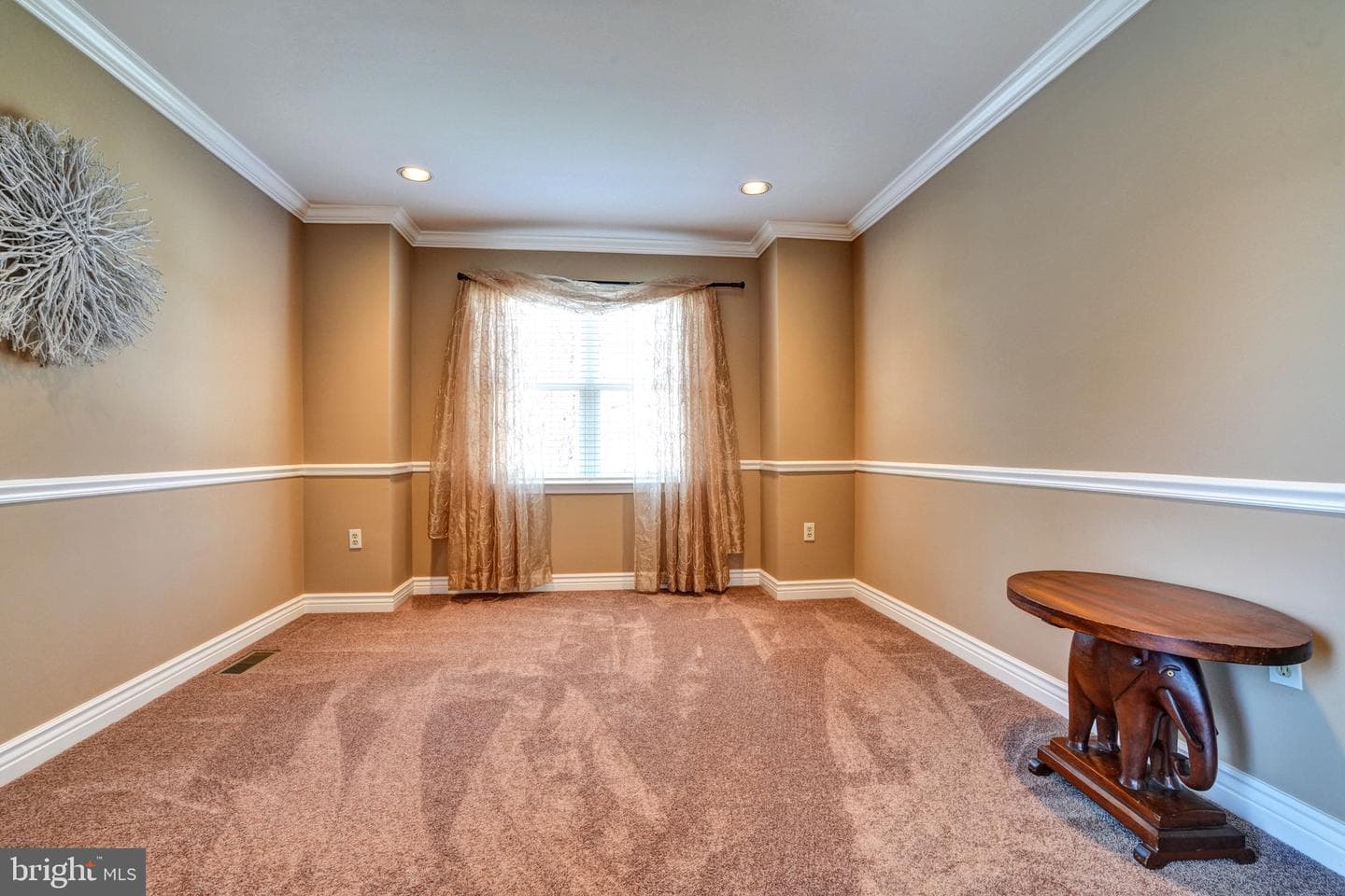 492 Shakespeare Drive photo 43