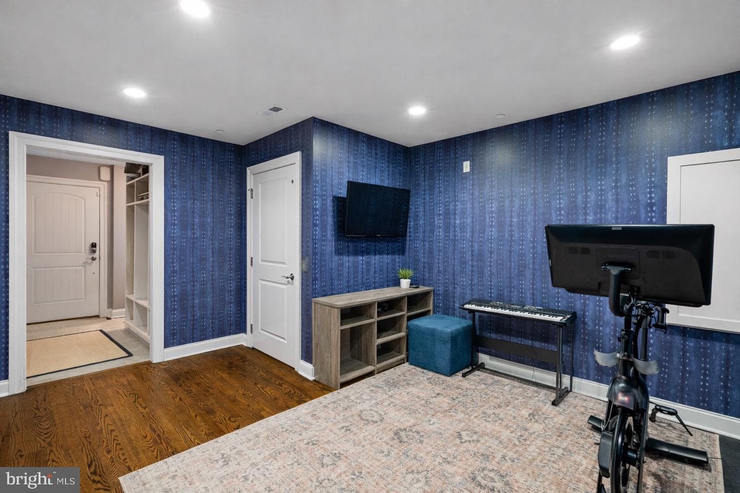 219 E Montgomery Avenue #6 photo 3