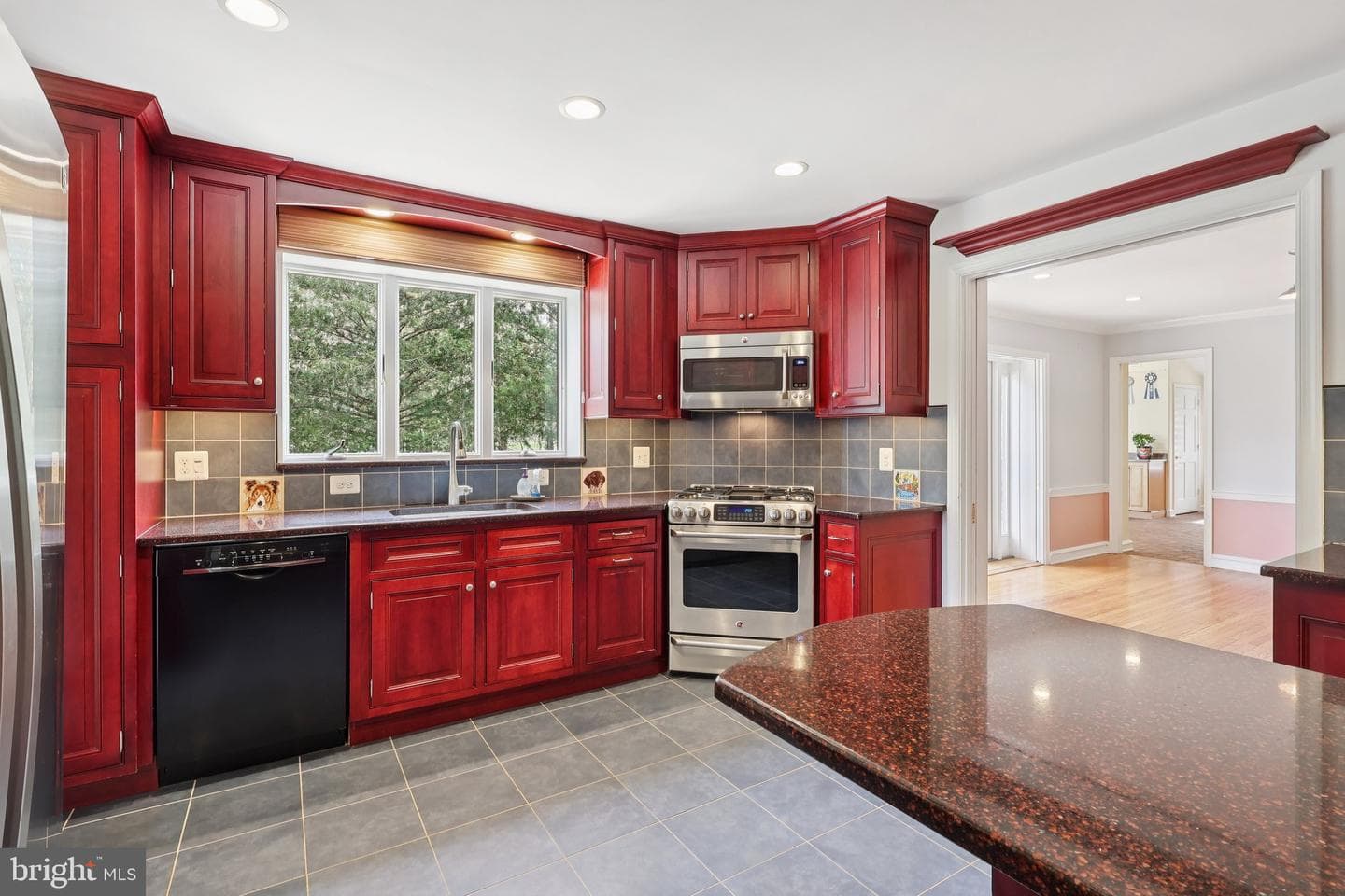 260 Mathers Road photo 23