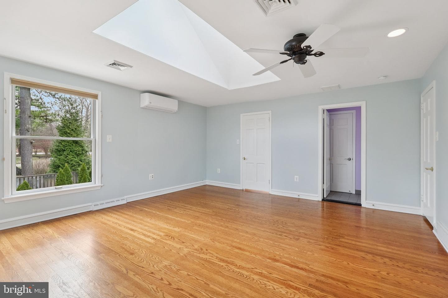 260 Mathers Road photo 37