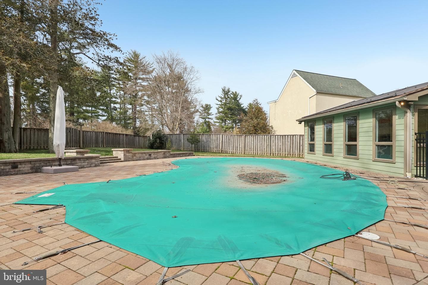 260 Mathers Road photo 64