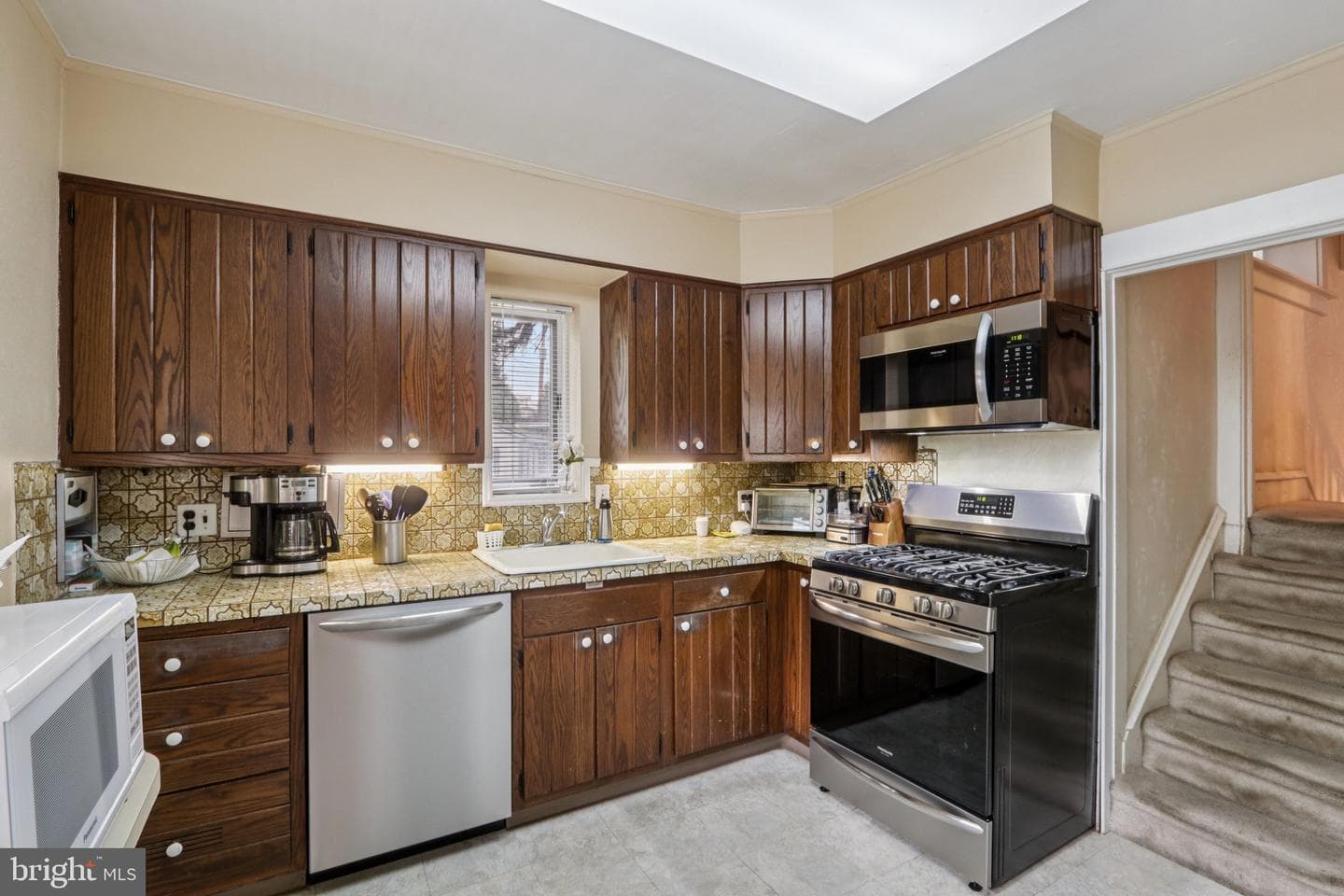 708 Meetinghouse Road photo 15