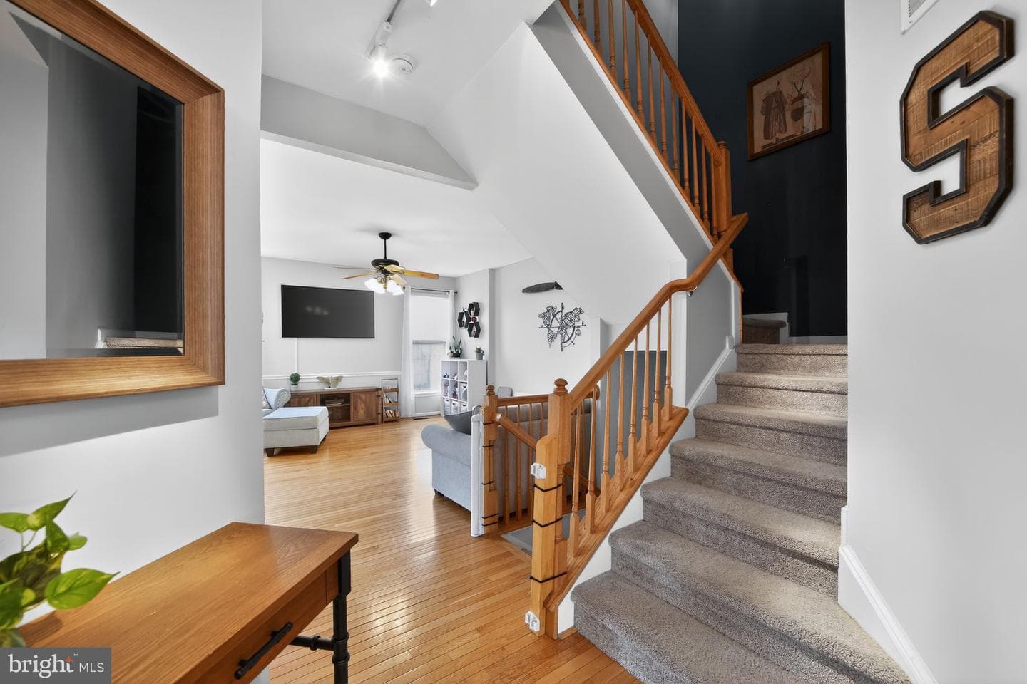 162 Royer Dr photo 10