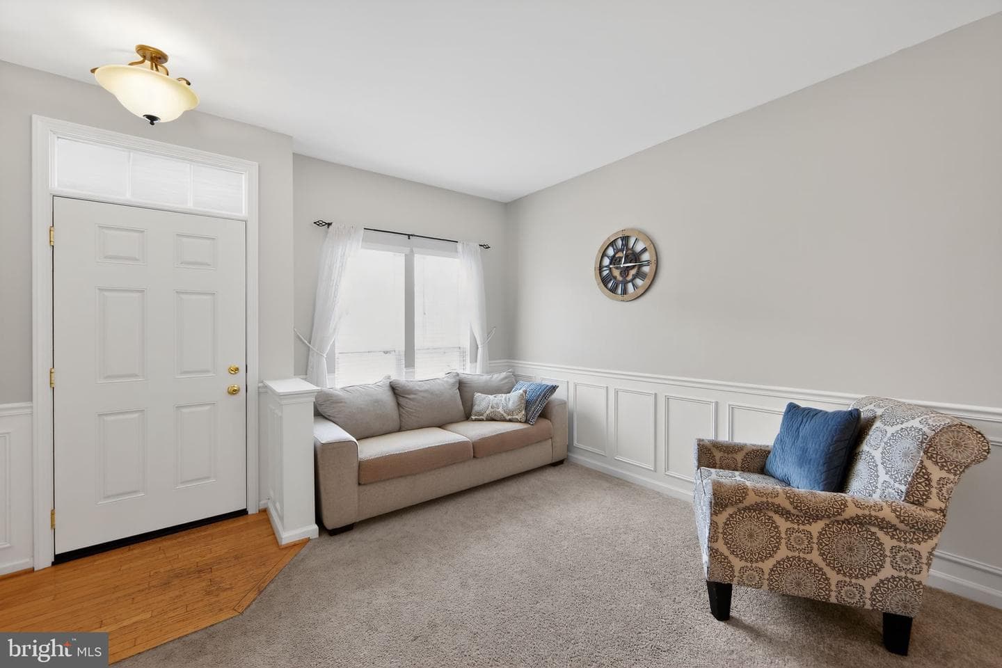 162 Royer Dr photo 6
