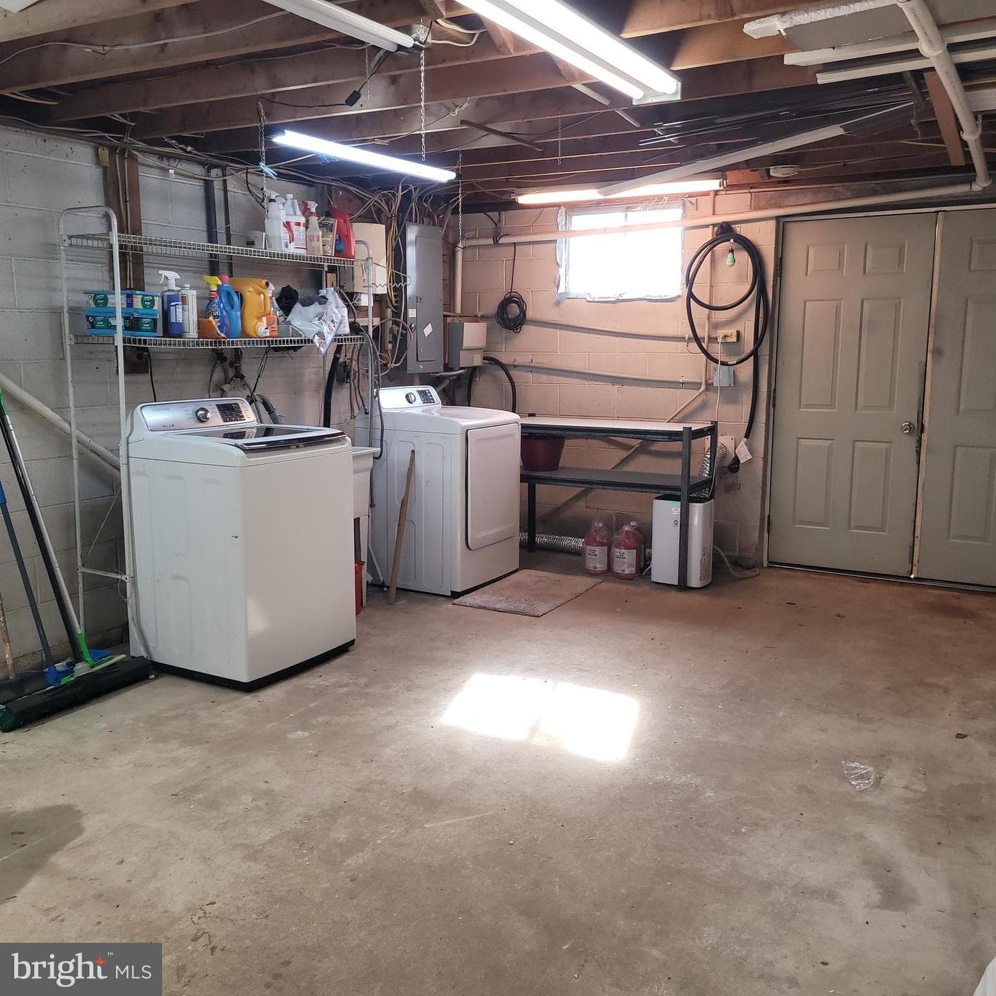 2720 Hauck Road photo 23