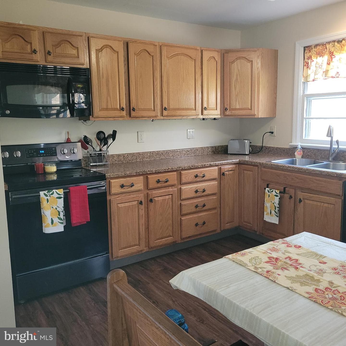 2720 Hauck Road photo 5