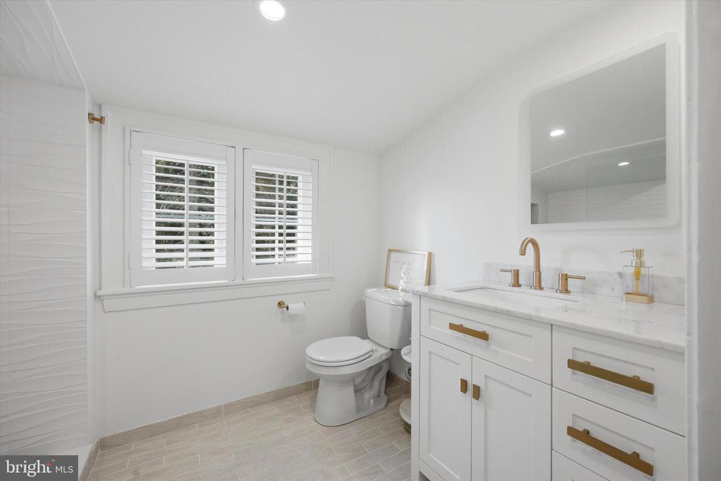 305 Wister Road photo 42