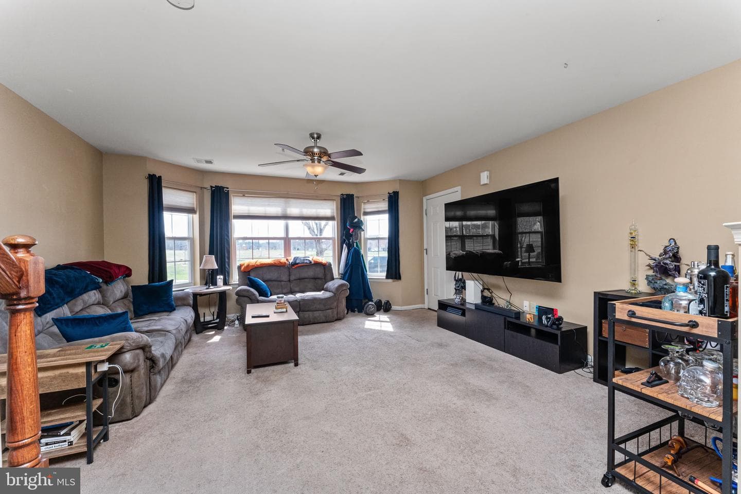 2062 Berkeley Drive photo 3