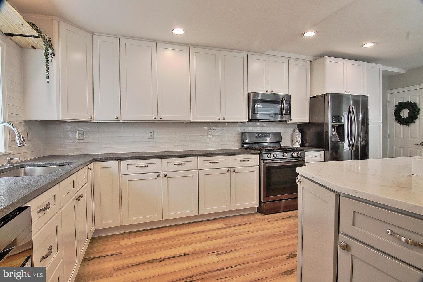 277 N Pleasantview Road photo 12