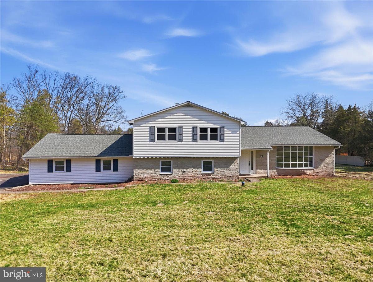 3728 Kings Road photo 3