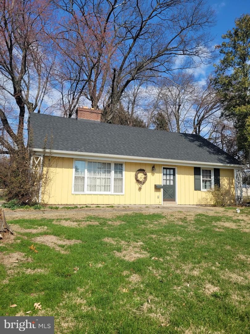 1414 Hallowell Street photo 3
