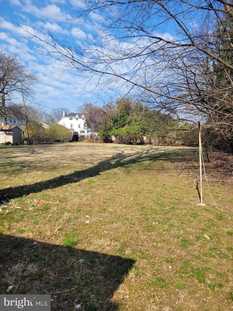 1414 Hallowell Street photo 7