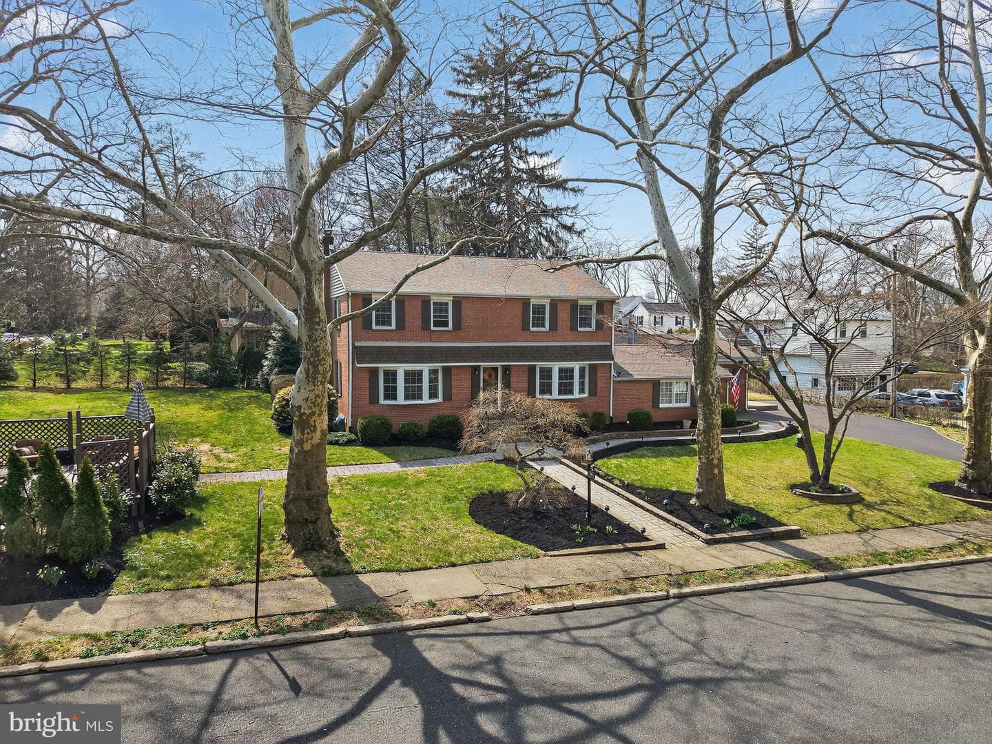 1708 Madeira Avenue photo 4