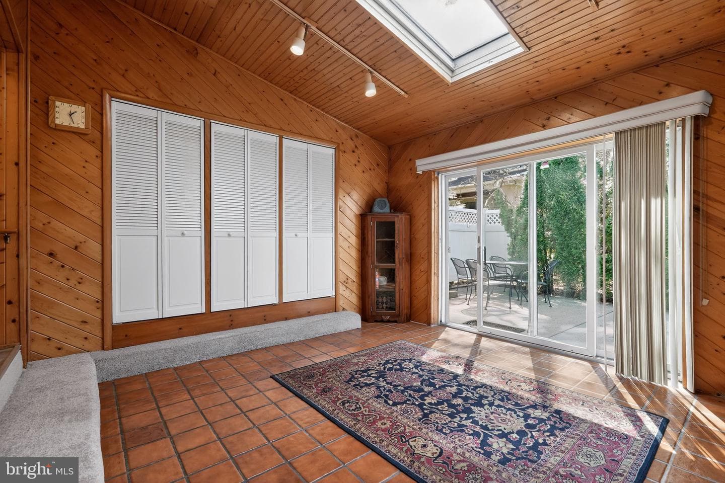 1708 Madeira Avenue photo 41