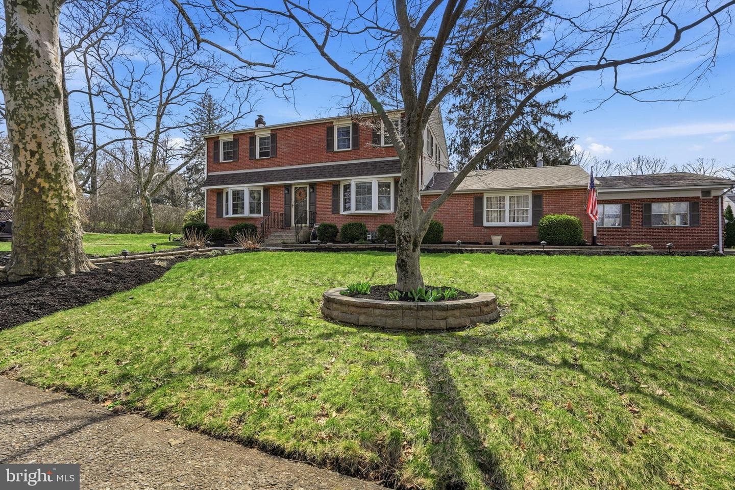 1708 Madeira Avenue photo 6