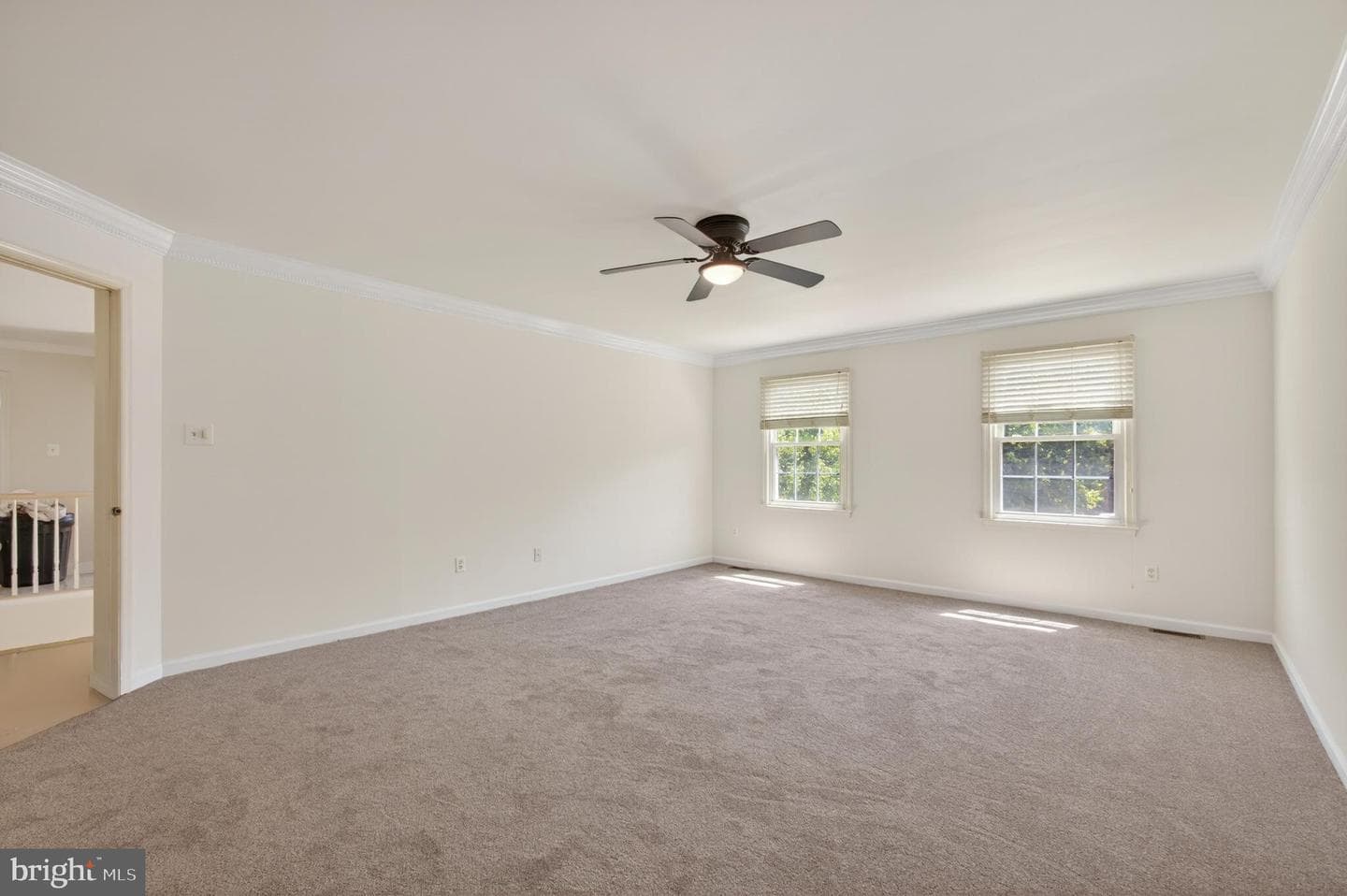 117 Oxford Lane photo 12