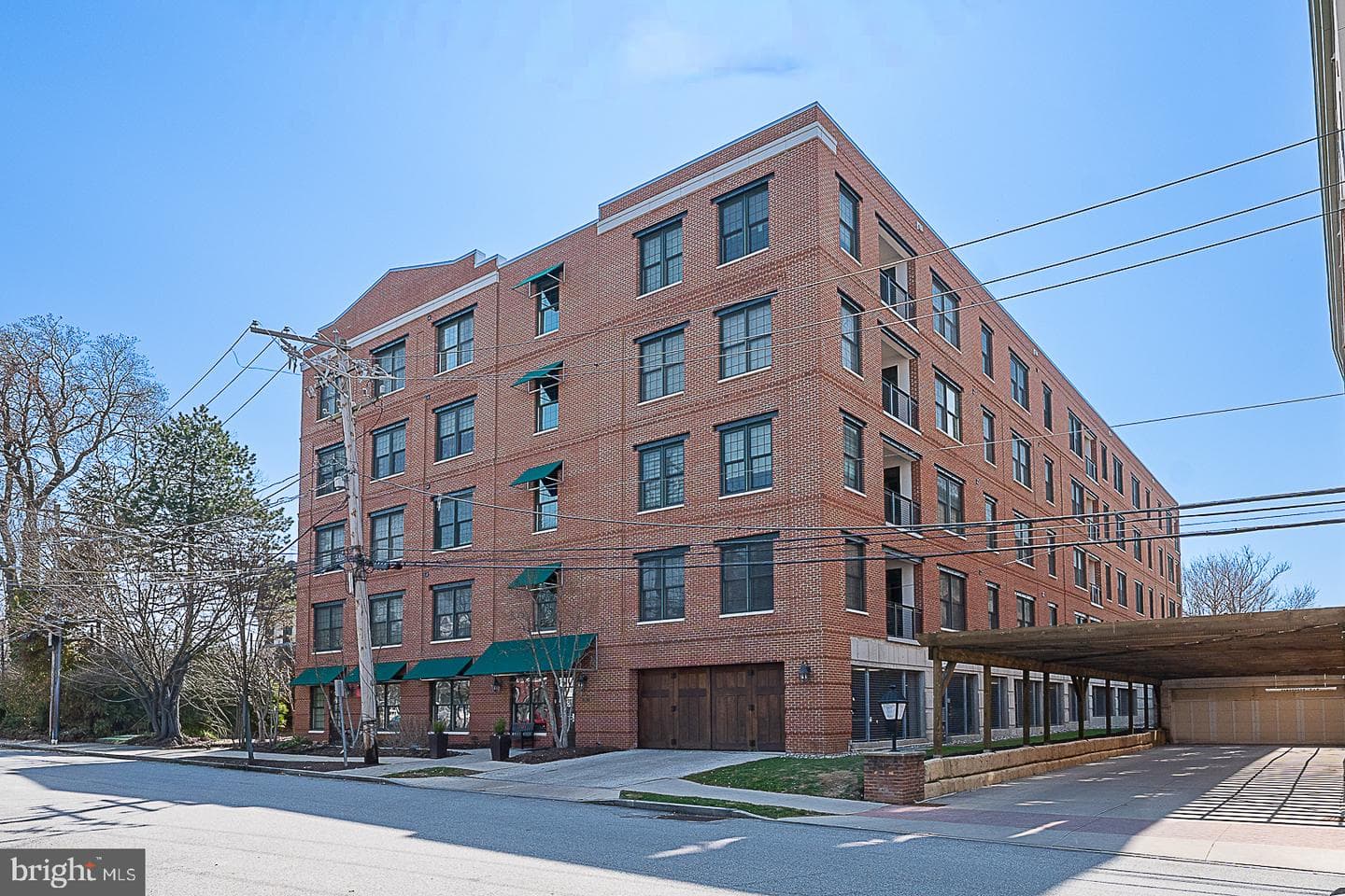120 Sibley Avenue #203