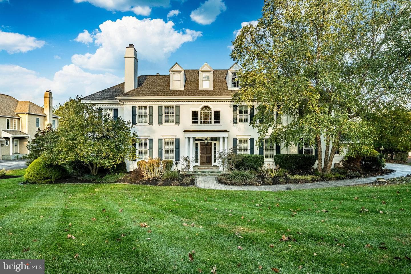 1053 Whitegate Road photo 3