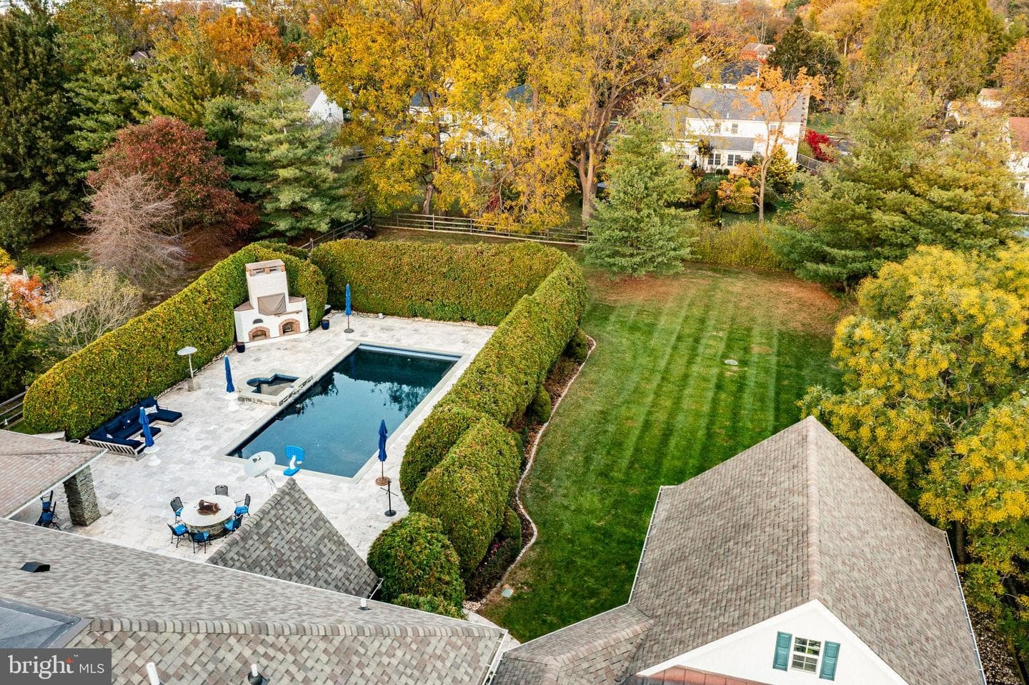 1053 Whitegate Road photo 42